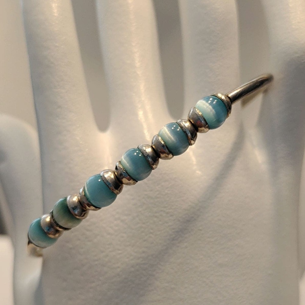 VERY CUTE STERLING SILVER BRACELET WITH GLASS BEADS